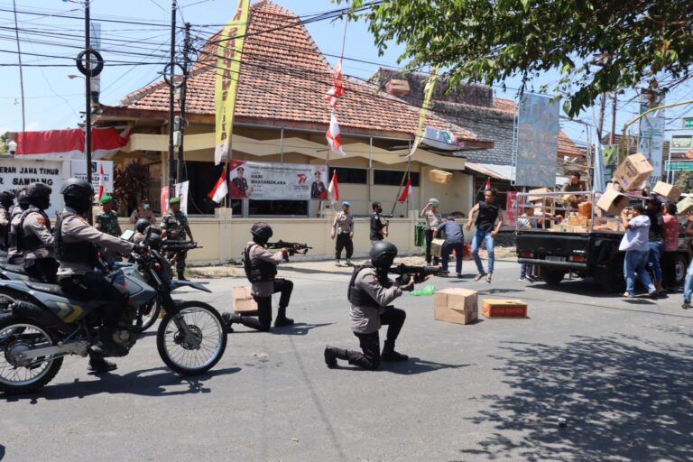 Polres Sampang Latih Kemampuan Personel Amankan Pemilu 2024 Melalui Sispamkota